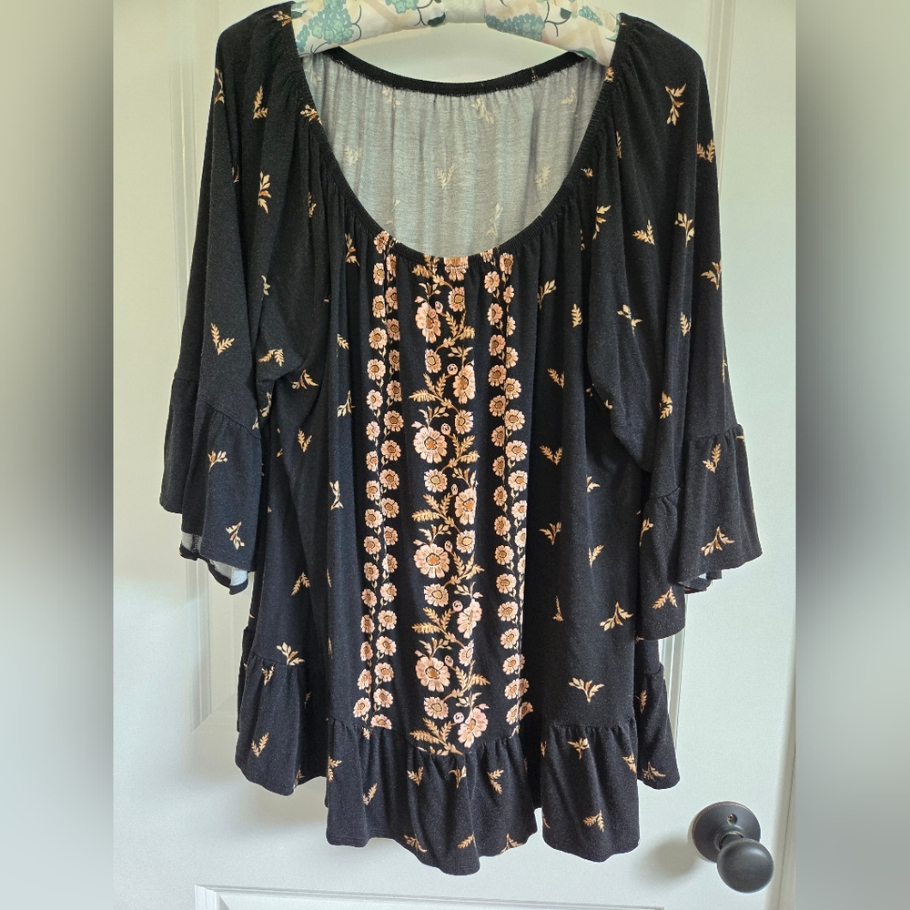 Style & Co. Black Flutter Sleeve Blouse with 3/4 Sleeve And Ruffled Hem, Size XL